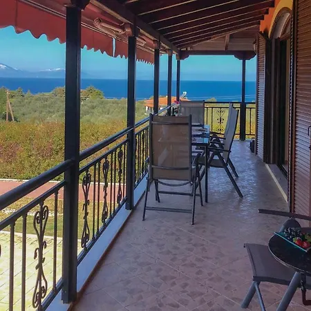 Five-bedroom Holiday In Kyllini Holiday home *